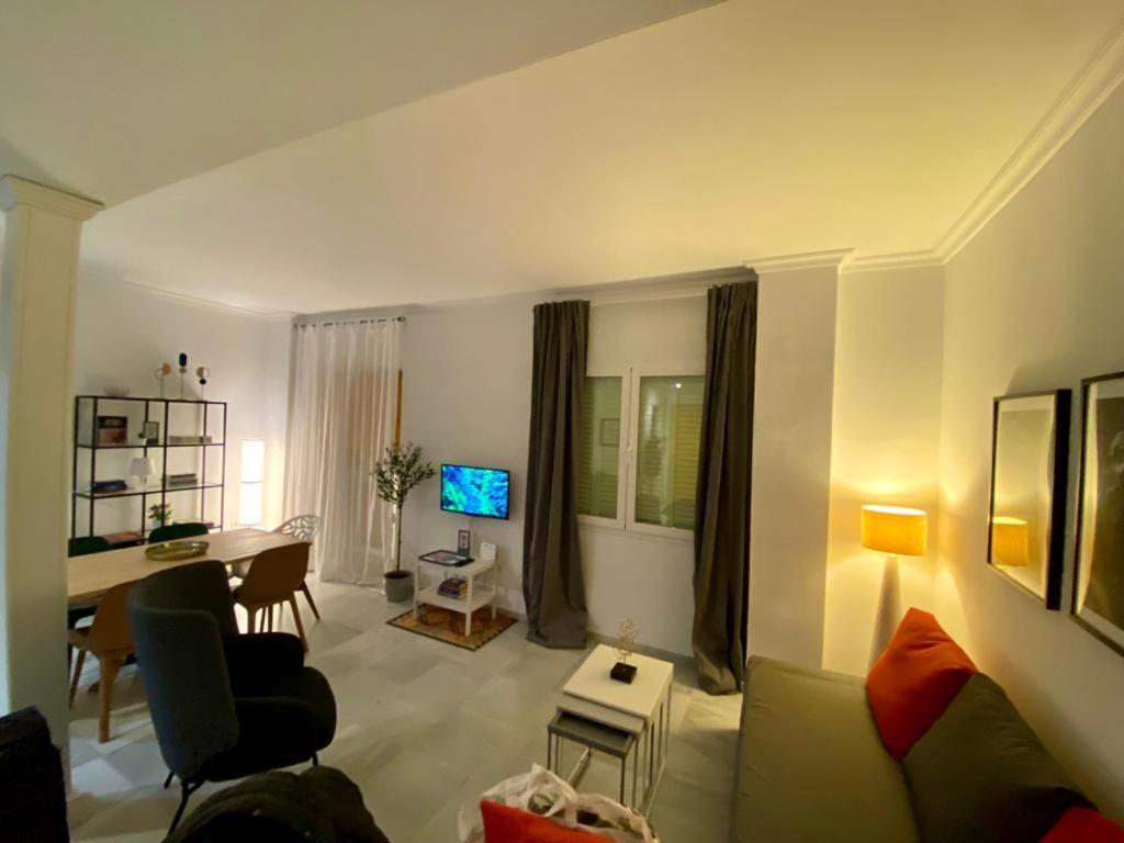 Duplex Centrico Frente A Hotel Monasterio, Playas Y Pinares En Las Proximidades Эль-Пуэрто-де-Санта-Мария Экстерьер фото